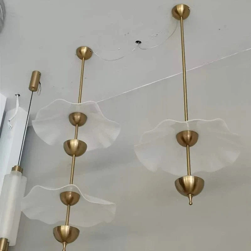 Lampe Suspension Feuille de Lotus en Métal Doré - Luminaires Art Déco | Marco Lucetti