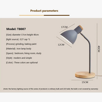 Lampe de table LED pour enfants en bois et fer forgé.