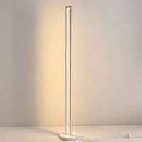 Lampes de sol LED nordiques minimalistes en noir et blanc | Marco Lucetti