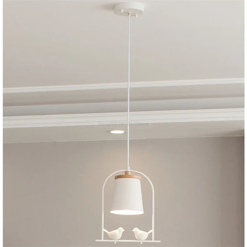 Suspension Nordique Minimaliste avec LED Oiseau Moderne