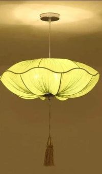 Lanterne chinoise en tissu suspendue, artisanale. | Marco Lucetti Vert clair / Diamètre 40cm / Blanc froid