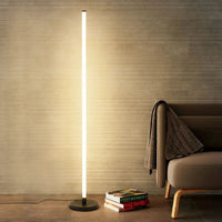 Luminaire LED moderne longue bande lumineuse "Brillance Verticale" | Marco Lucetti