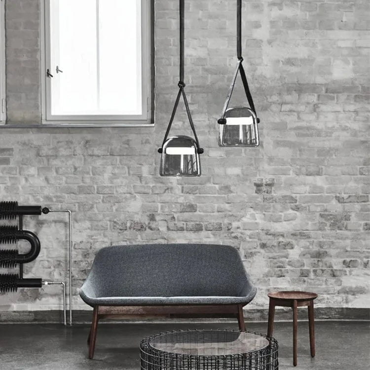 Luminaire Suspensia: Suspension en verre fumé design moderne LED et bracelet en cuir | Marco Lucetti
