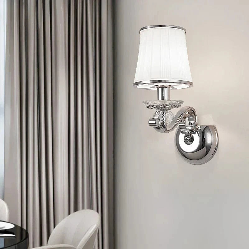 Lustre Chromé Moderne - Abat-jours Blancs | Marco Lucetti