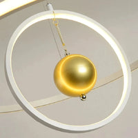 Lustre circulaire en boule de fer pour salon chic | Marco Lucetti