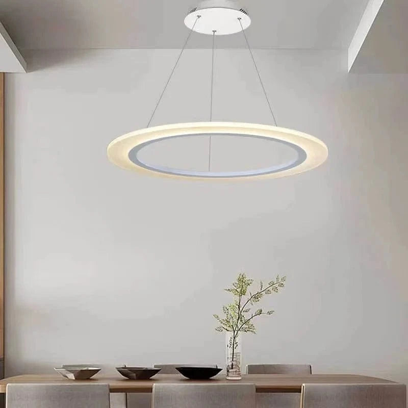 Lustre circulaire minimaliste moderne avec éclairage LED Smart. | Marco Lucetti