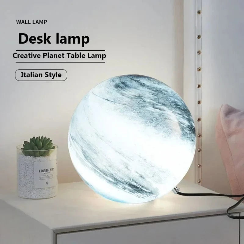 Lustre Créatif LED Boule de Verre pour Chambre d'Enfants - Design Enfance Brillante | Marco Lucetti