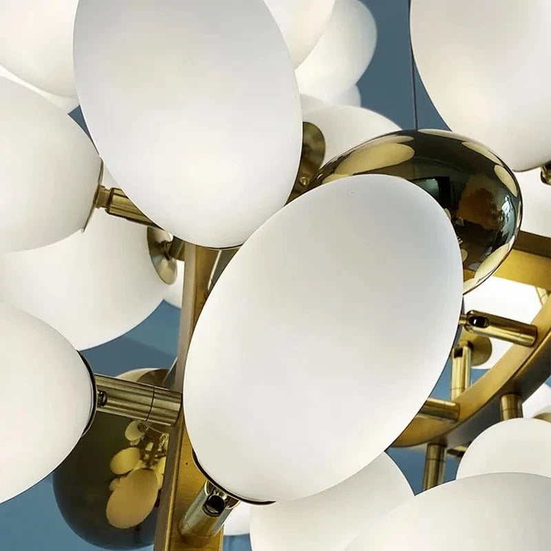 Lustre de luxe postmoderne en verre blanc | Marco Lucetti