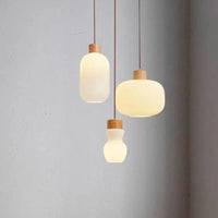 Lustre de Restaurant Nordique en Bois et Verre Blanc à Rayures pour Salle à Manger | Marco Lucetti