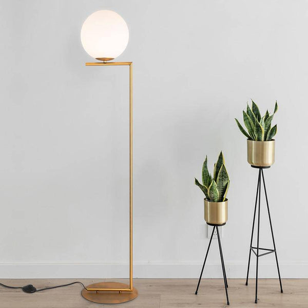 Lustre design avec boule en verre: Moderne et élégant | Marco Lucetti