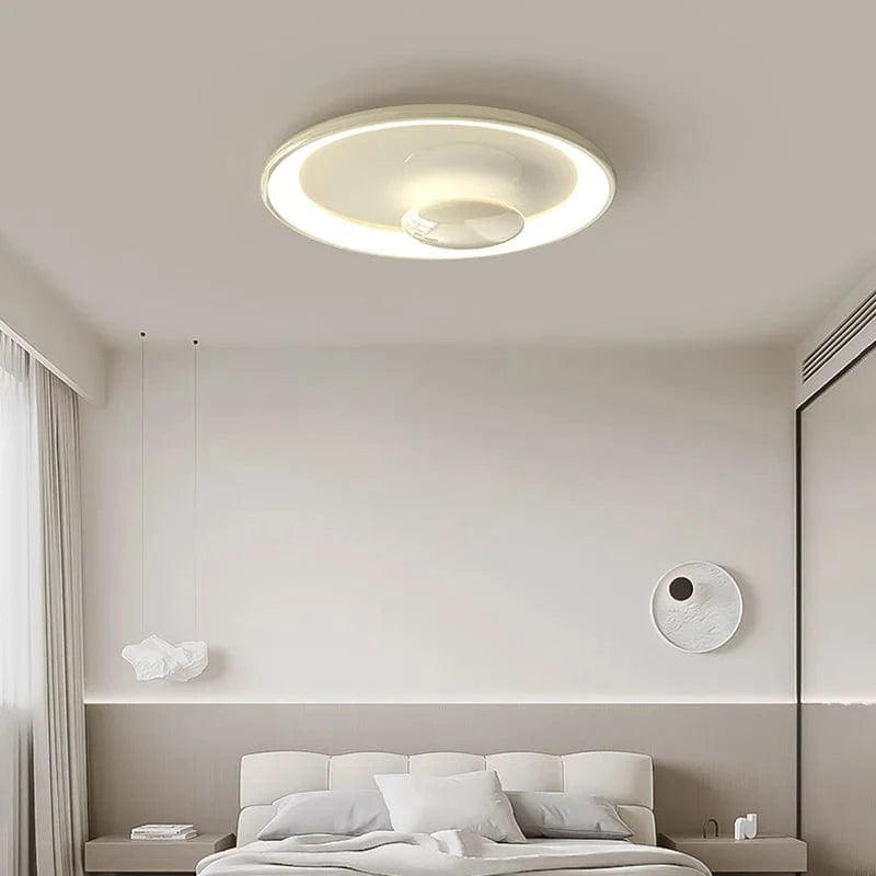 Lustre design minimaliste à lumières suspendues pour intérieur | Marco Lucetti