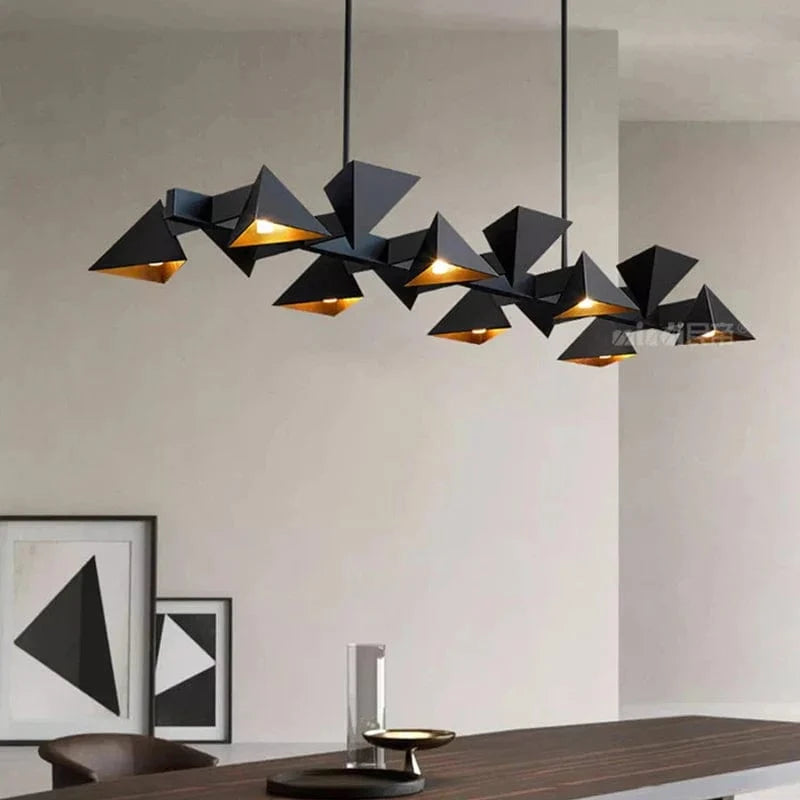 Lustre design moderne en métal noir pour un intérieur sophistiqué | Marco Lucetti