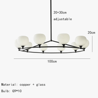 Lustre design réglable en hauteur avec anneaux cuivrés et verre blanc | Marco Lucetti