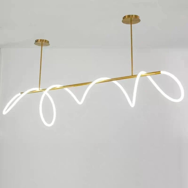 Lustre élégant et moderne au design nordique pour restaurant. | Marco Lucetti