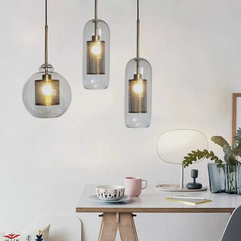 Lustre en boule de verre industriel rétro pour loft, hôtel et restaurant. | Marco Lucetti