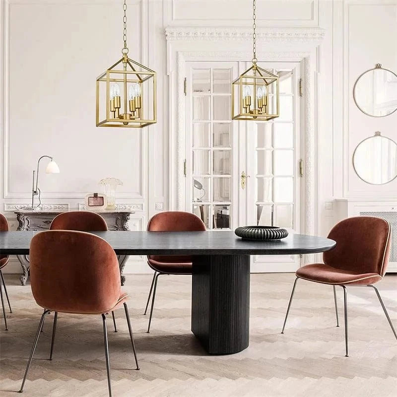 Lustre en fer avec cage à oiseaux et lumières suspendues. | Marco Lucetti