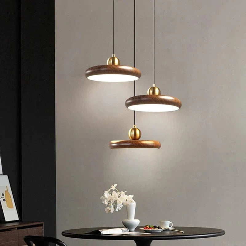 Lustre en fer imitation grain de bois : luminaires suspendus avec livraison directe | Marco Lucetti