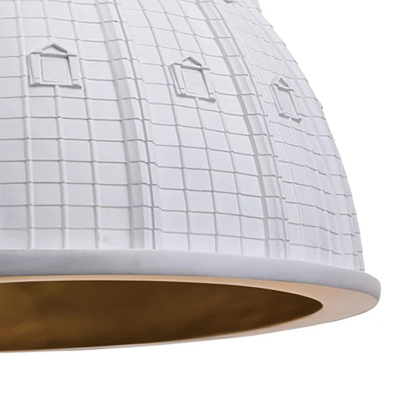 Lustre en résine d'Italie pour éclairer l'église Saint-Paul