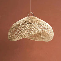 Lustre en rotin de style Wabi Sabi artisanal | Marco Lucetti