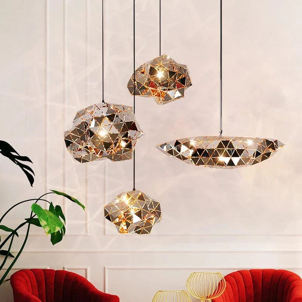 Lustre moderne en acier inoxydable pour une décoration lumineuse. | Marco Lucetti