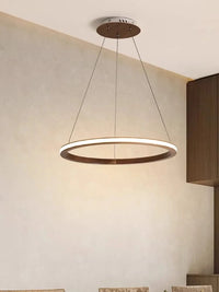 Lustre moderne en bois avec LED et anneau en noyer retro | Marco Lucetti