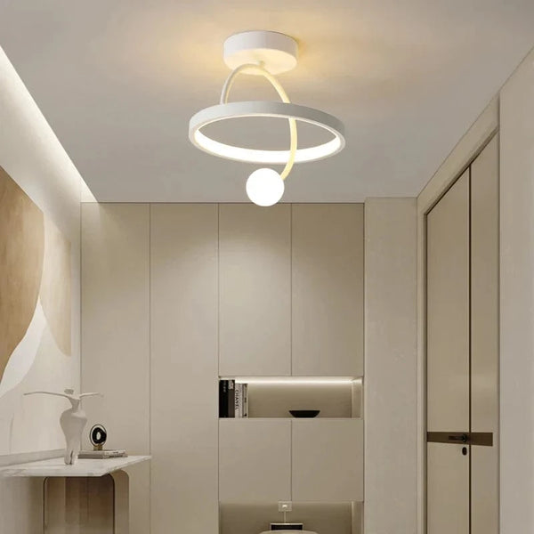 Lustre Moderne Minimaliste pour une Entrée de Restaurant Chic | Marco Lucetti