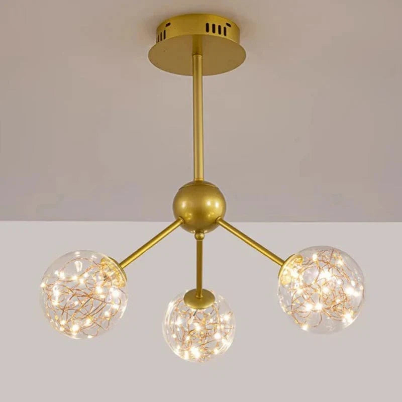 Lustre nordique élégant pour une ambiance intérieure chaleureuse | Marco Lucetti 3 têtes d&#39;or / Blanc froid