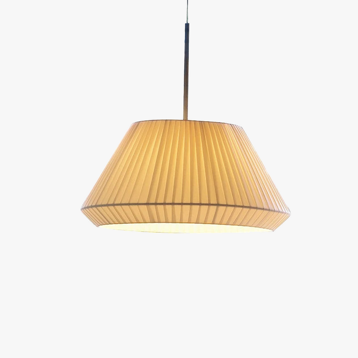 Lustre nordique en tissu moderne avec suspension chaleureuse et minimaliste