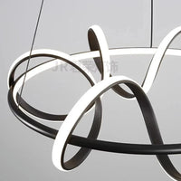 Lustre nordique pour un éclairage intérieur élégant. | Marco Lucetti