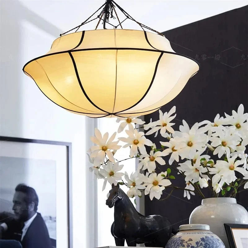 Lustre Nordique Rétro en Tissu Français Médiéval - Suspension Lumineuse pour Salon, Chambre ou Salle à Manger | Marco Lucetti