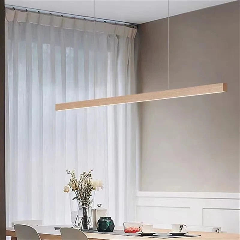 Lustre rétro en bois de noyer pour loft avec bande longue | Marco Lucetti