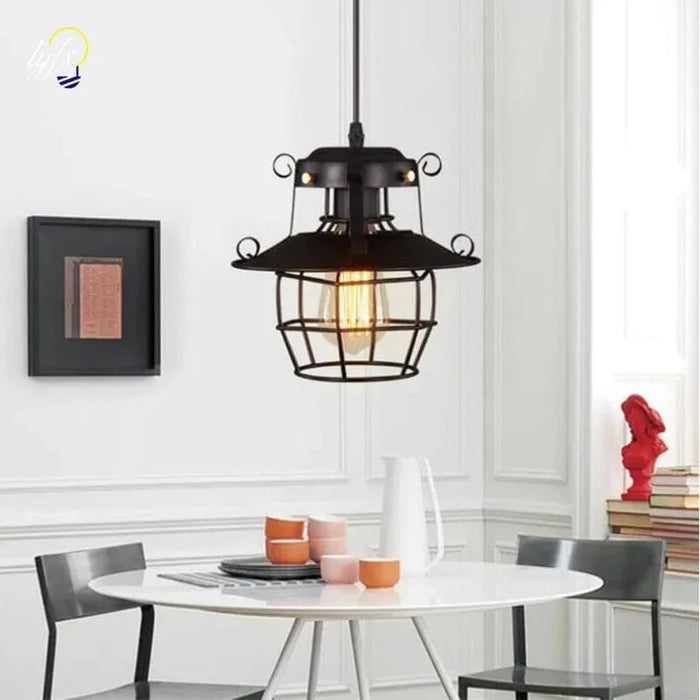 Lustre rétro vintage en fer forgé industriel pour décoration intérieure de café ou restaurant | Marco Lucetti Noir