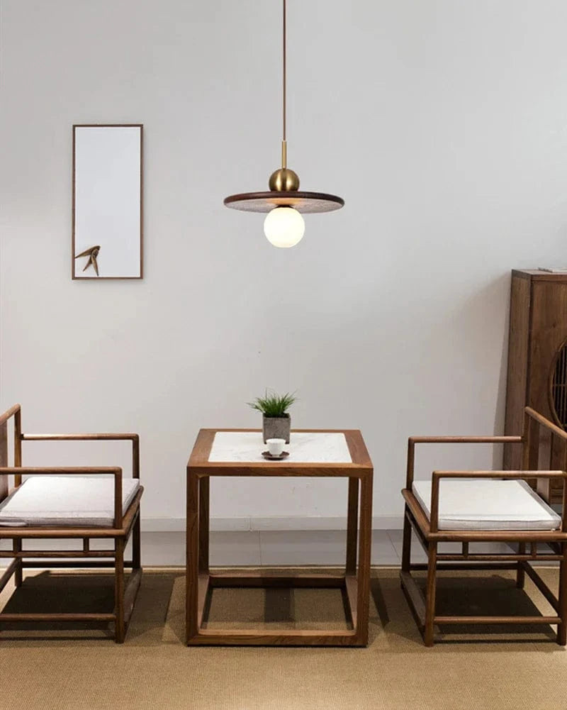 Lustre rond nordique en bois massif de noyer - Collection Scandinave | Marco Lucetti