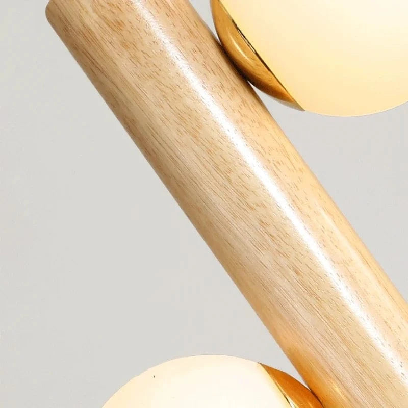 Lustre suspendu en bois massif et boules de verre blanc lait - Design Luxe | Marco Lucetti