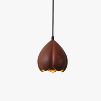 Lustre suspendu en bois de noyer fait main - Design moderne pour votre intérieur