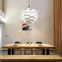 Lustre suspension LED Pinecone par le designer danois Louis | Marco Lucetti
