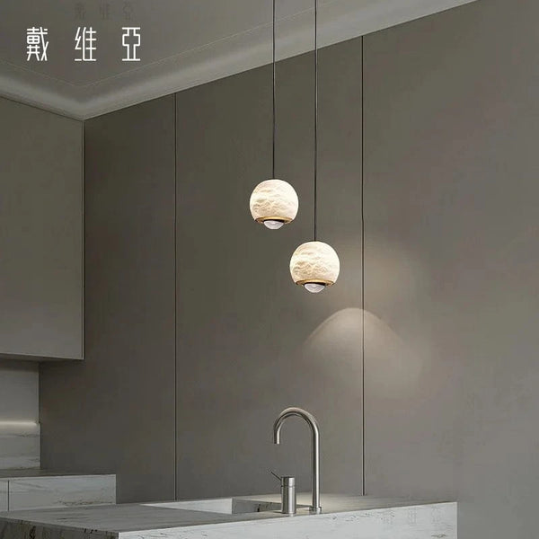 Lustres en marbre élégants pour une salle à manger contemporaine | Marco Lucetti