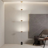 Minimal Nordic - Chevet Lampadaire LED Moderne en Métal et Marbre | Marco Lucetti