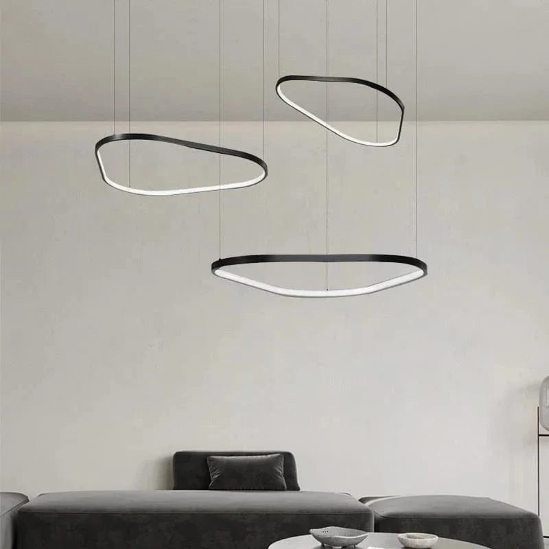 Modern Lustre Noir Irregulier avec Éclairage LED pour Salon et Salle à Manger - Décor Nordique pour la Maison et la Chambre | Marco Lucetti