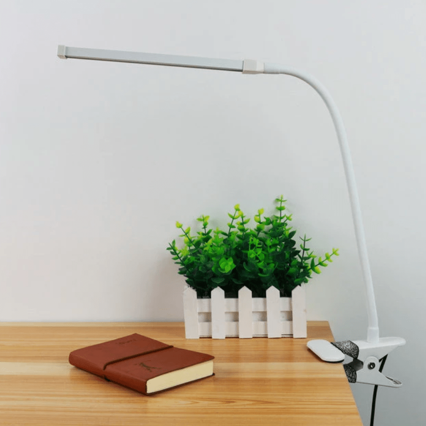 Moderne Lampe de Bureau à Pince en Aluminium avec Port USB | Marco Lucetti Blanc