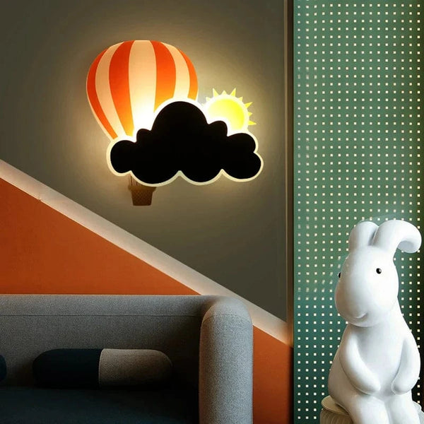 Nuage de ballons chauds pour le chevet des enfants - École Maternelle | Marco Lucetti