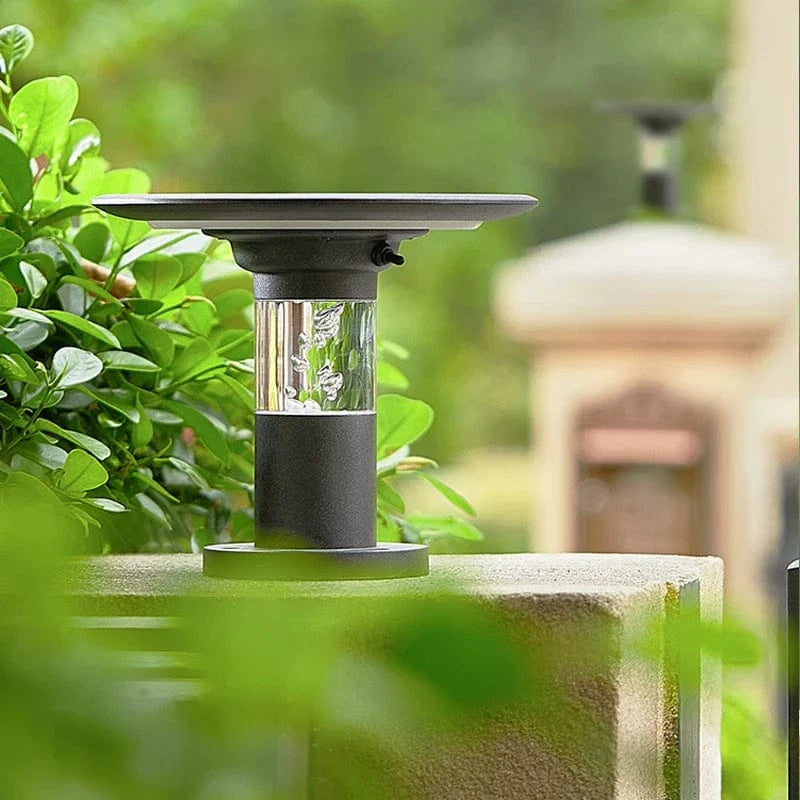 Phares solaires haut de gamme pour éclairer votre villa | Marco Lucetti