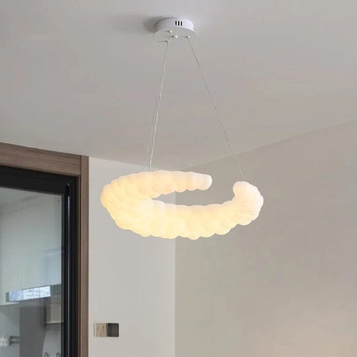 Plafonnier crème chic pour chambre. | Marco Lucetti