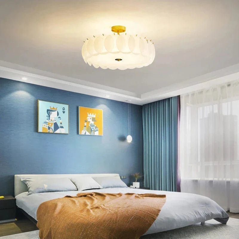 Plafonnier en verre dépoli pour une décoration lumineuse | Marco Lucetti