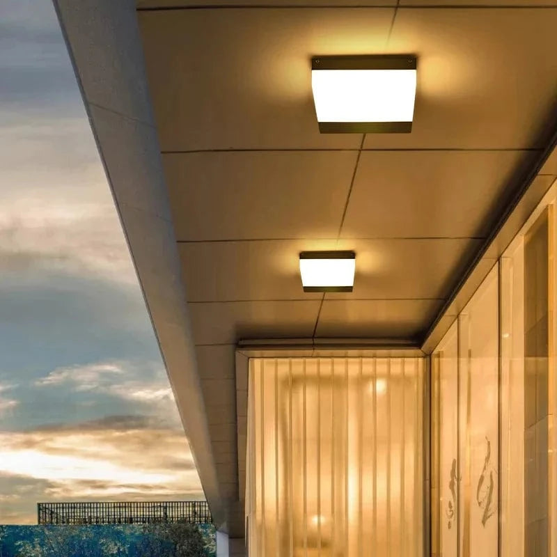 Plafonnier LED étanche pour extérieur - Idéal pour balcon, jardin, cour, carré ou rond | Marco Lucetti