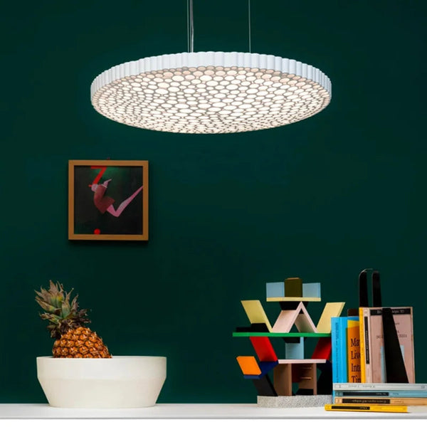 Plafonnier LED Hive : Minimaliste, Créatif et Élégant