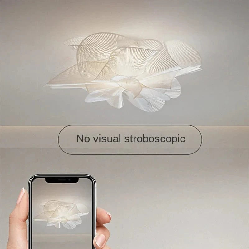 Plafonnier LED noir en PVC pour une ambiance chic dans la chambre | Marco Lucetti