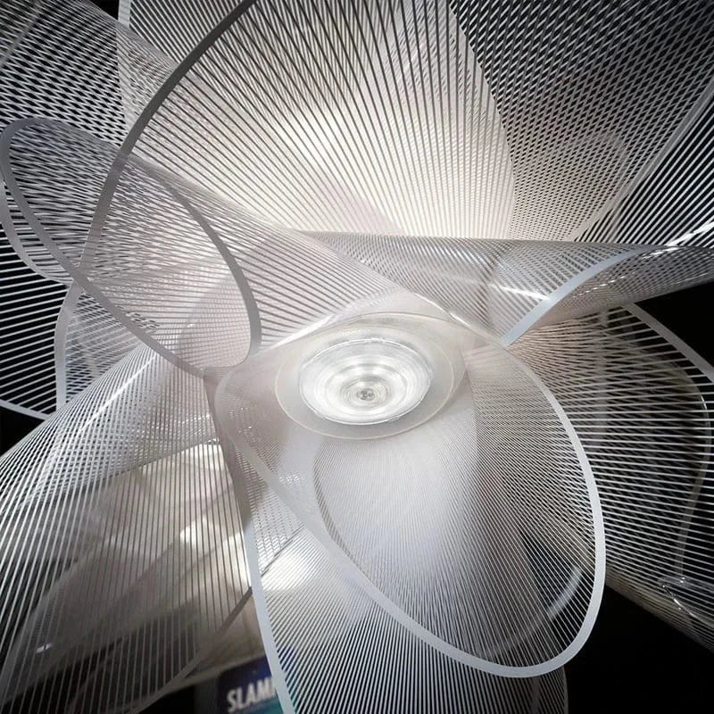 Plafonnier LED noir en PVC pour une ambiance chic dans la chambre | Marco Lucetti