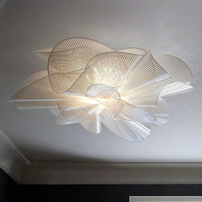 Plafonnier LED noir en PVC pour une ambiance chic dans la chambre | Marco Lucetti