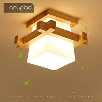 Plafonnier moderne japonais chaleureux pour cottage en bois avec abat-jour en verre | Marco Lucetti